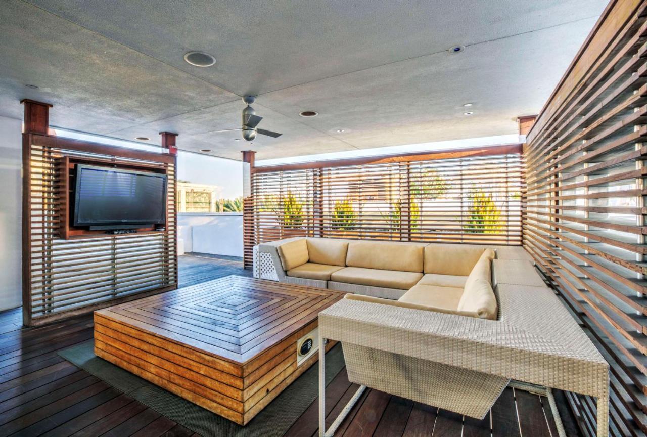 Dream South Beach, By Hyatt Miami Beach Exterior photo
